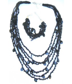 Collier et bracelet en maille et perles, noir