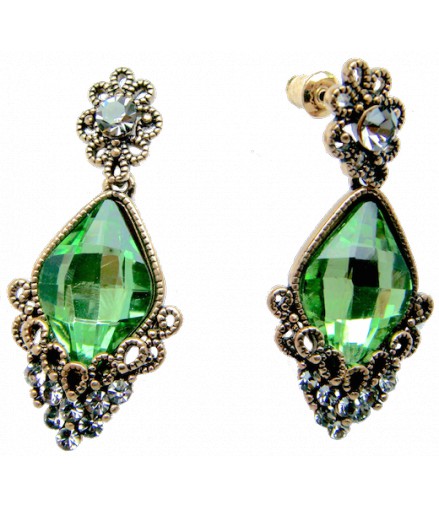 boucles d'oreilles fantaisie style ancien strass vert