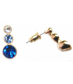 Boucles d'oreilles dorées et strass bleus