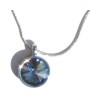 Magnifique pendant strass bleu gris clair sur chaine argentée